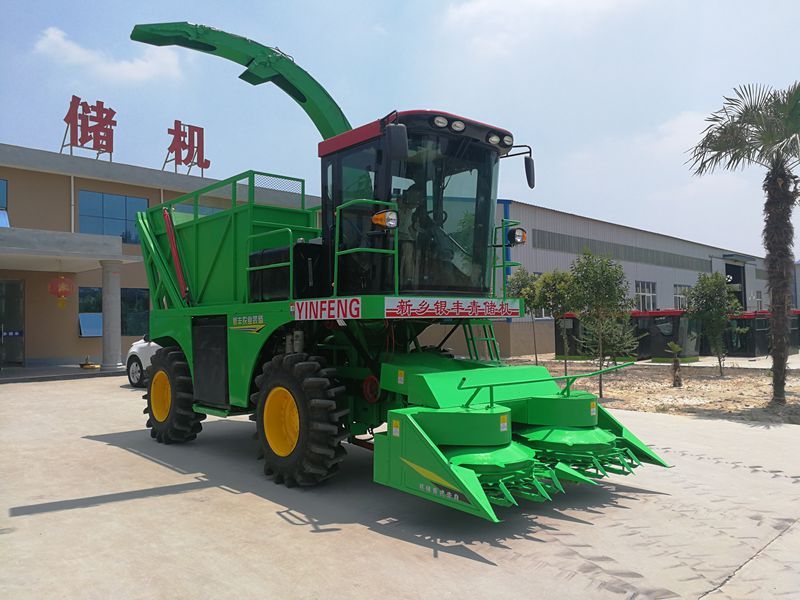 玉米收割機(jī)：規(guī)范操作，保障糧食安全